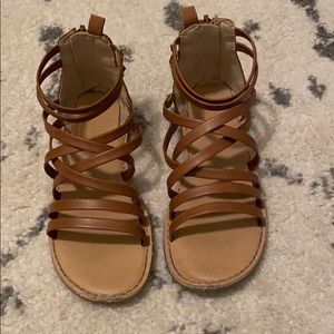 Little girl’s sandals